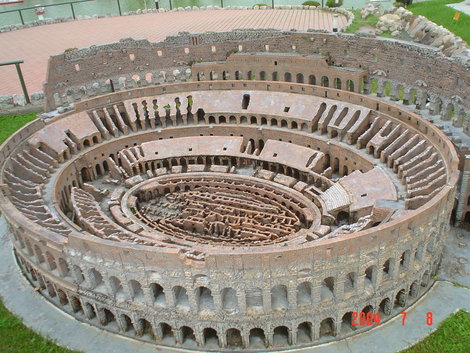 Италия в миниатюре. Колизей Римини, Италия