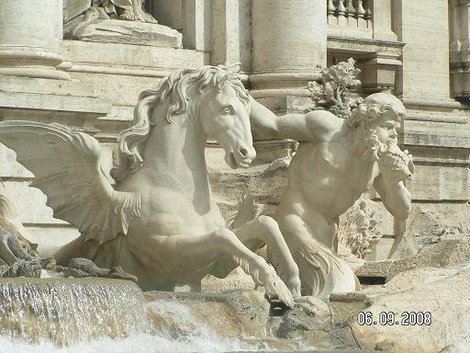 Немного фонтана Треви Рим, Италия