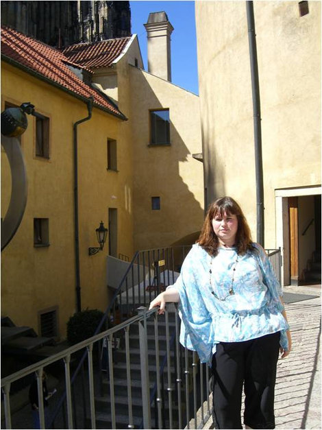 Возле башни Мигулка в Пражском граде Прага, Чехия