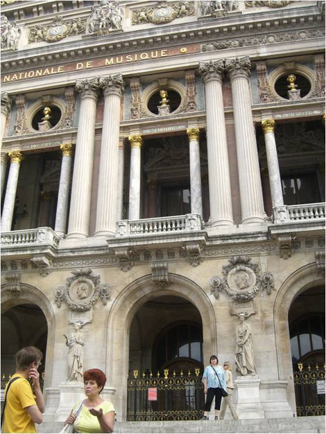 У Гранд-Опера Париж, Франция