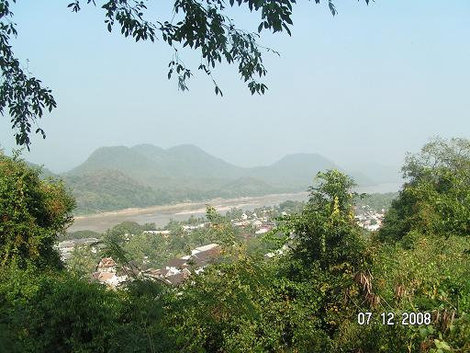 Панорама окрестностей Луанг-Прабанг, Лаос
