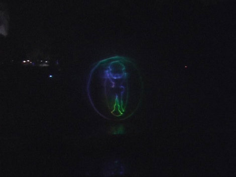 Лазерное шоу музыкальных фонтанов Сингапур (город-государство)