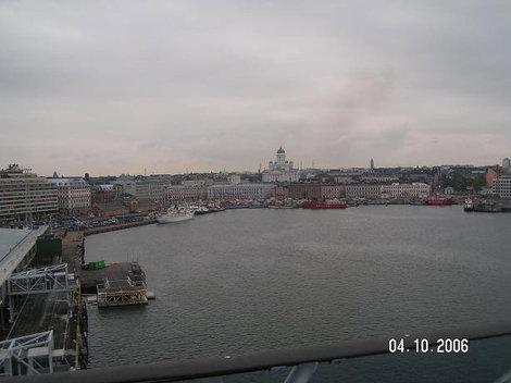 Вид на исторический центр со стороны гавани Хельсинки, Финляндия