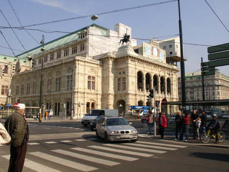 здание оперного театра Вена, Австрия