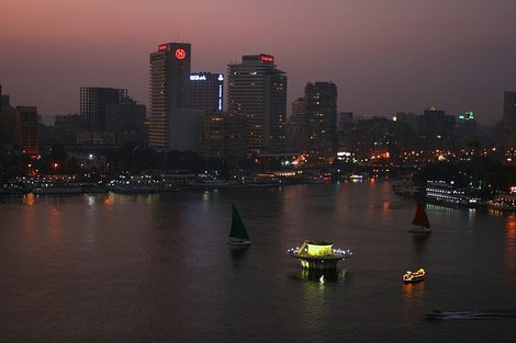 Вид из окна. Ночь Каир, Египет