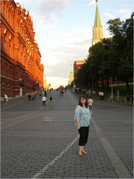 Вперед, на площадь Москва, Россия