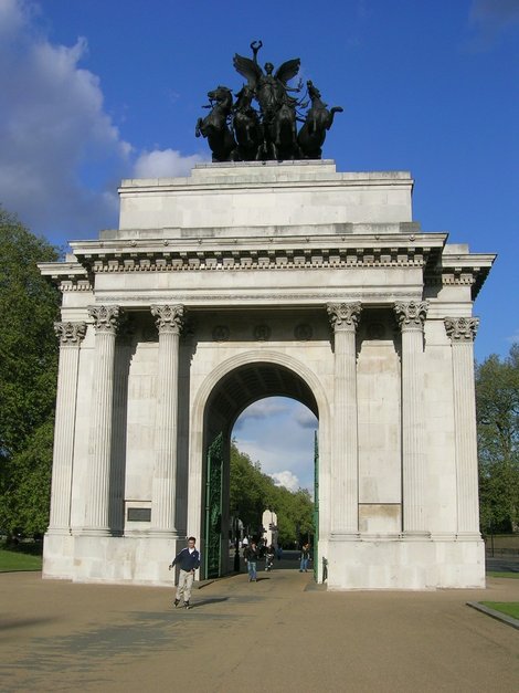 Мраморная арка в Гайд-парке Лондон, Великобритания