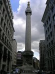 Памятник жертвам большого лондонского пожара, называется лаконично: the Monument