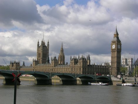 Здание Парламента с Биг-Беном Лондон, Великобритания