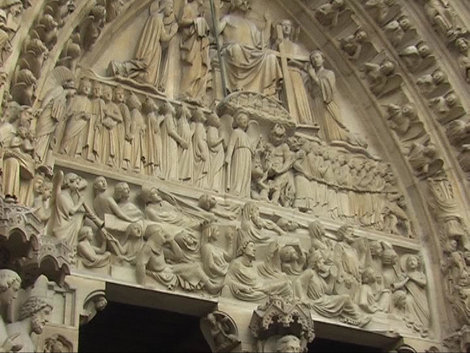 Фасад собора: сцена Страшного Суда Париж, Франция
