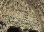 Фасад собора: сцена Страшного Суда