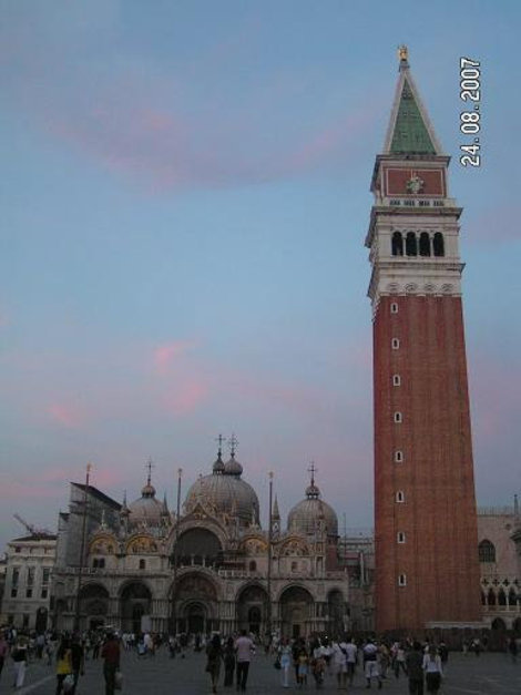 Закат уж скоро Венеция, Италия