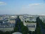 Вид с арки на Монмартр