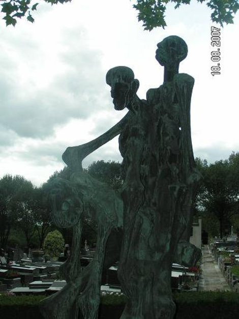 Памятник жертвам фашизма Париж, Франция