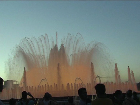 Поющие фонтаны в Барселоне Барселона, Испания