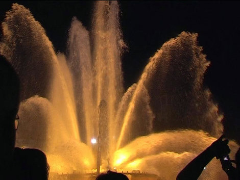 Поющие фонтаны в Барселоне Барселона, Испания