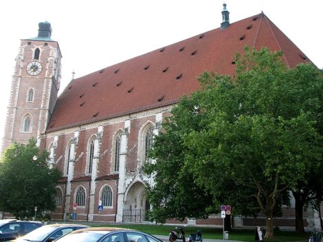 Церковь Либфрауэнмюнстер (Liebfrauenmuenster) Ингольштадт, Германия