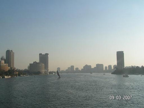 Белеет парус одинокий Каир, Египет