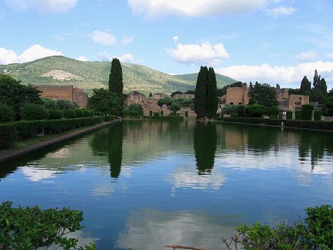 Центральный пруд Тиволи, Италия