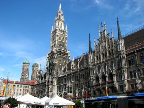 Мариенплатц во всей красе Мюнхен, Германия