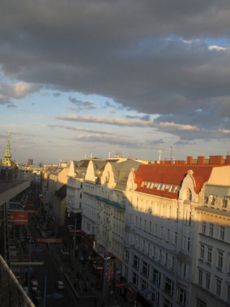 Вид с крыши одного из торговых центров Вена, Австрия