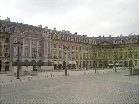 Исторические здания Вандомской площади Париж, Франция