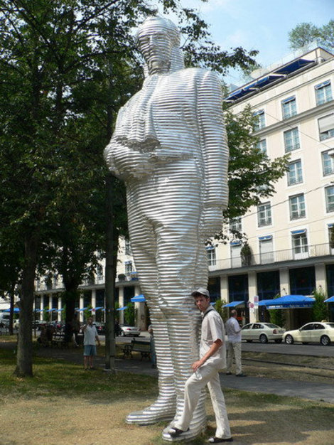 Памятник в Мюнхене. Земля Бавария, Германия