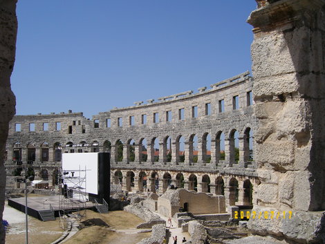 римские развалины Пула, Хорватия