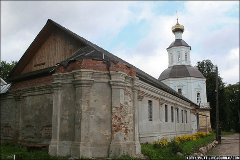 Монастырь на Житном острове Осташков и Озеро Селигер, Россия