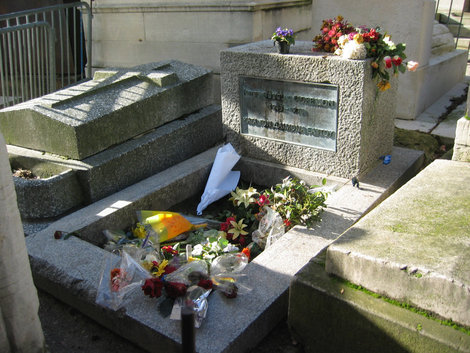 могила Джима Моррисона Париж, Франция