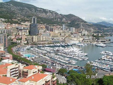 Крохотное княжество можно окинуть взглядом Монако-Вилль, Монако