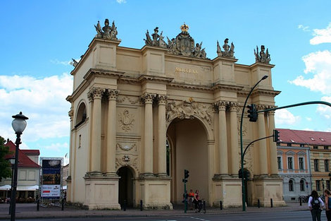 Бранденбургские ворота Потсдам, Германия
