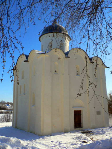 Успенская церковь 12 в. Новая Ладогa, Россия