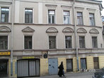 Мимо этого здания многие герои Достоевского проходили по десять раз на дню