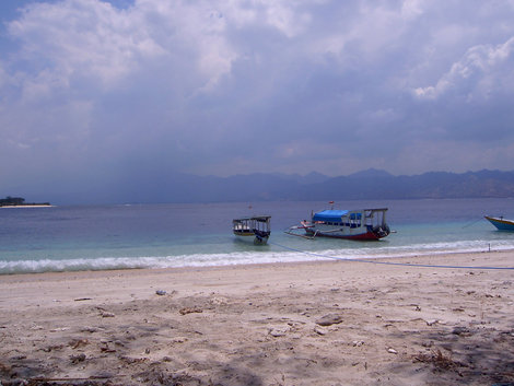 Остров лени Остров Гили-Траванган, Индонезия