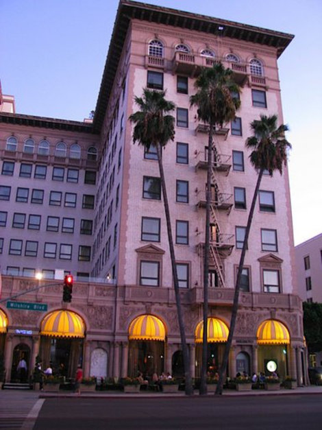 отель, где снимался фильм Красотка Лос-Анжелес, CША