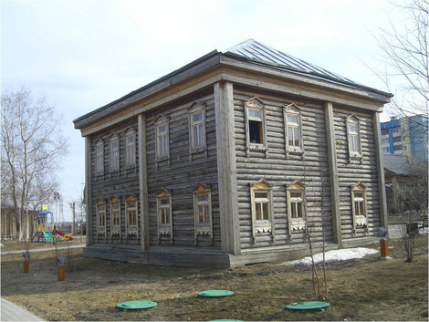 Интересное здание Сургут, Россия