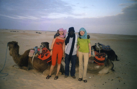 В Сахаре с погонщиком верблюдов Тунис
