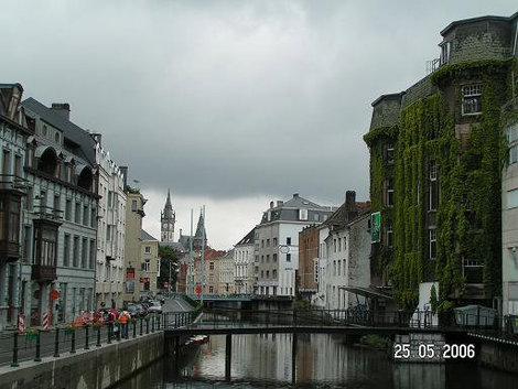 Город зависит от реки Гент, Бельгия