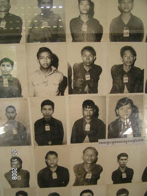 Фотографии узников Пномпень, Камбоджа