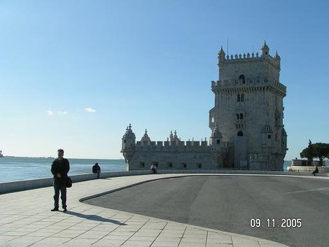 Мы с башней Лиссабон, Португалия