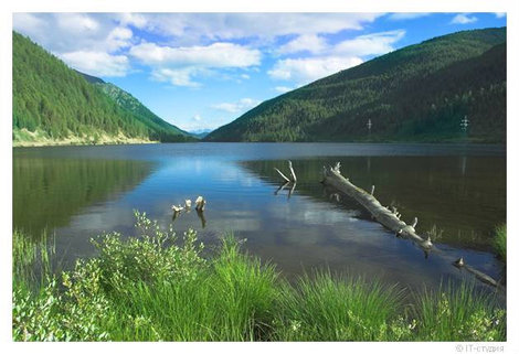 Колыванское озеро. Республика Алтай, Россия