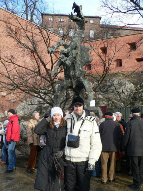 Дракон — символ Кракова. Краков, Польша
