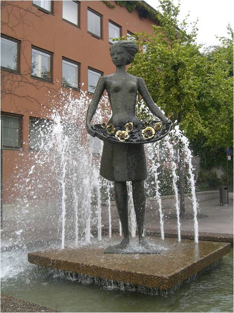 Девушка с розами Мольде, Норвегия