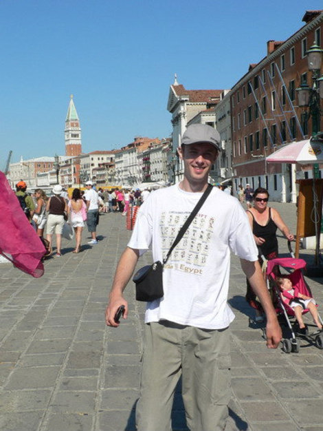Венеция. Первое впечатление на набережной — город не похож на Санкт-Петербург. Венеция, Италия
