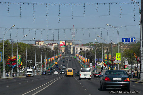 Главная улица города — проспект Независимости (Незалежности) Минск, Беларусь