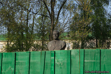 Памятник Громыко Гомель, Беларусь