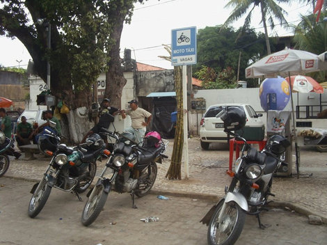Такси-мотоцикл Сальвадор, Бразилия
