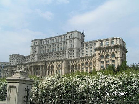 Пресловутый Дворец республики Бухарест, Румыния