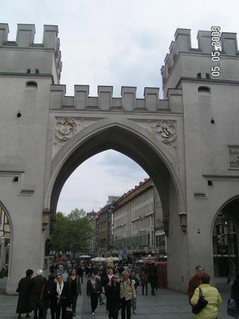 Карловы ворота Мюнхен, Германия